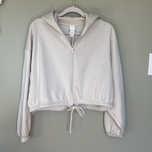 H&M Tops - H&M Full Zip Hoodie Tie Bottom Cream Medium NWT